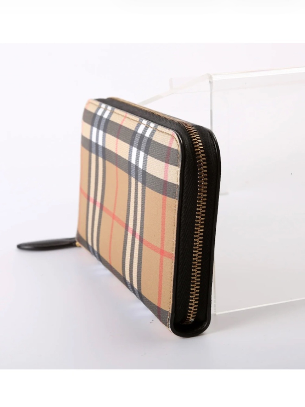 Authentic Burberry Wallet - Picture 3 of 8